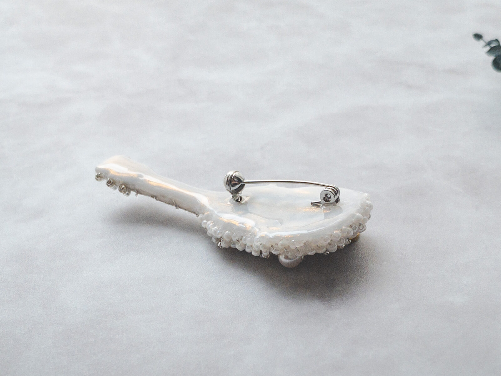 ギターブローチ4