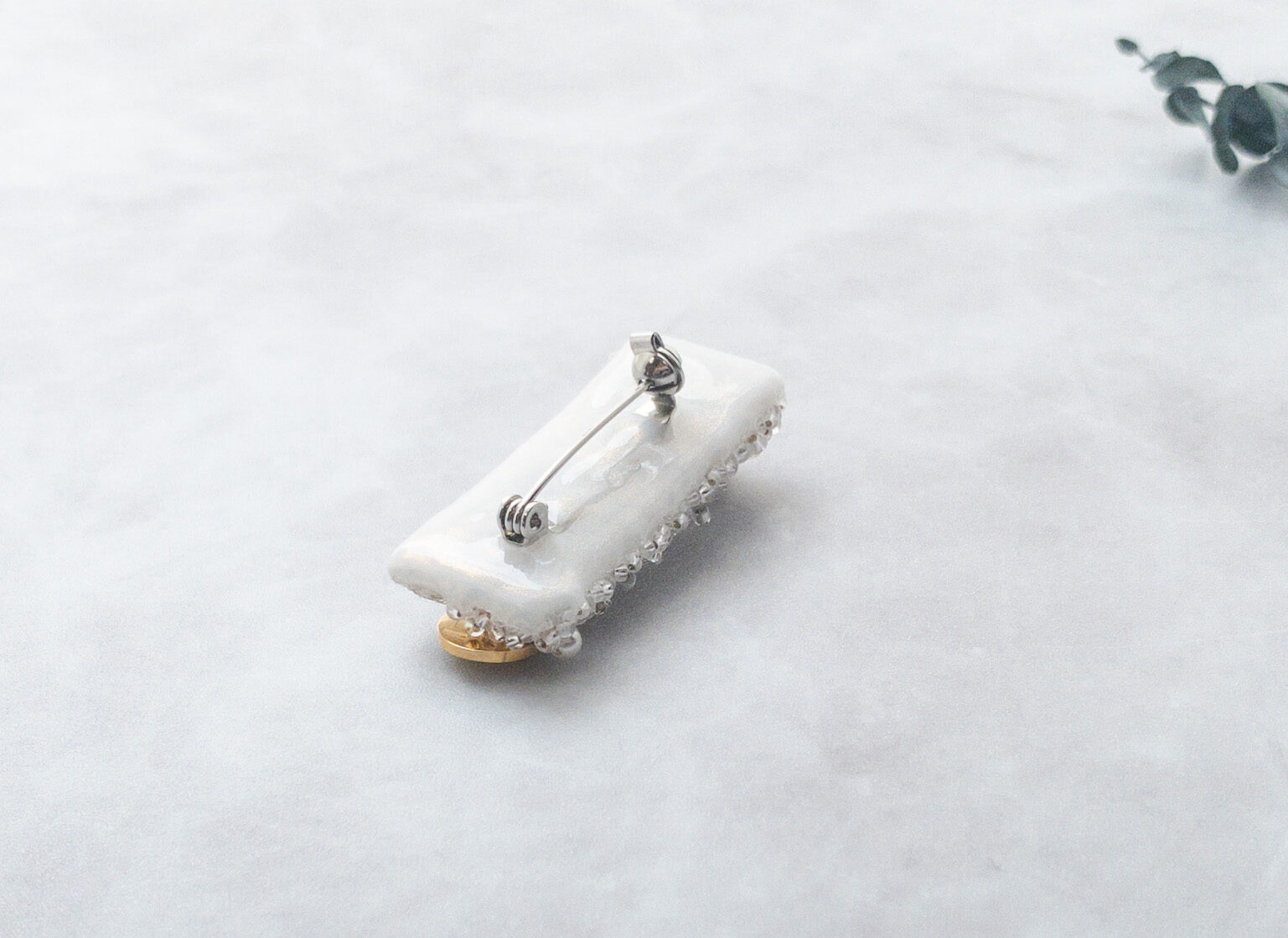 鍵盤ハーモニカブローチ(ホワイトシルバー)5